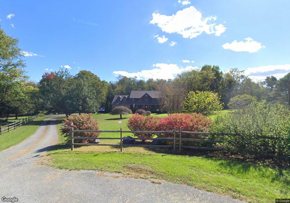 331 Point Cedar Dr, Martinsburg, WV 25404 - photo 1