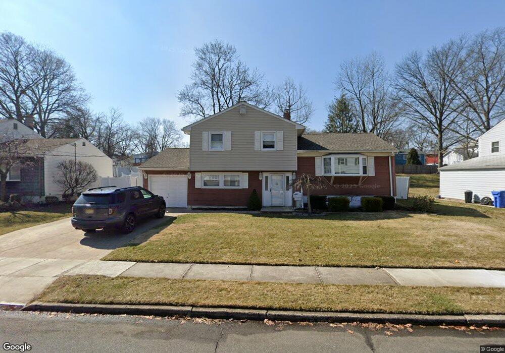 41 Erik Dr, Fords, NJ 08863 - photo 1