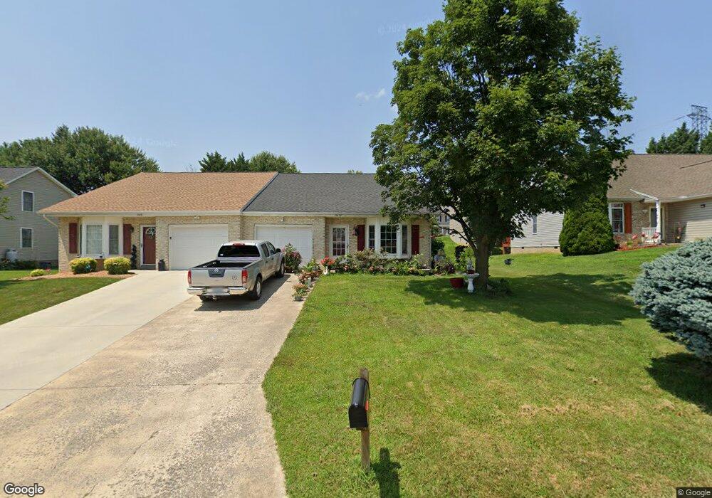 3437 Dawn Dr, Harrisonburg, VA 22801 - photo 1