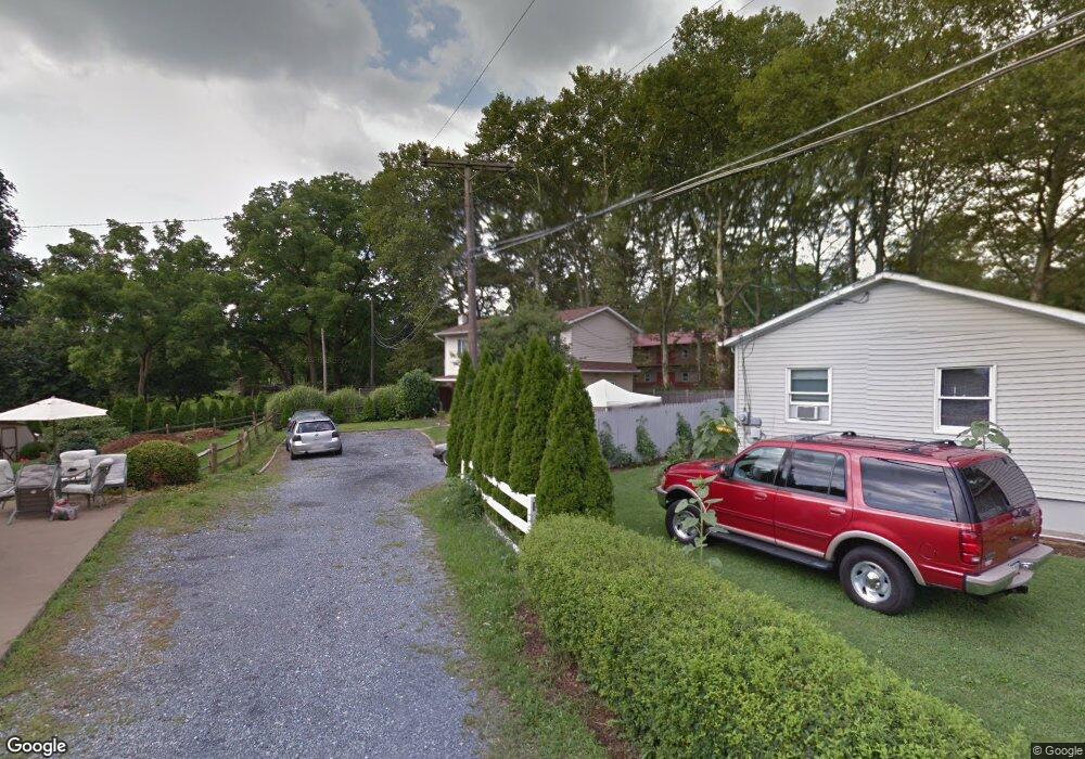 1368 Brookside Rd, Allentown, PA 18106 - photo 1