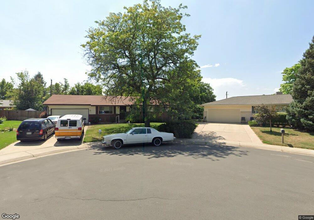 393 S Peoria Cir, Aurora, CO 80012 - photo 1