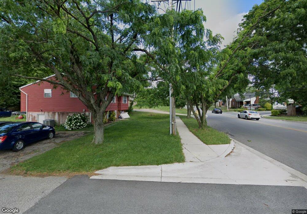 602 Hammonds Ct, Brooklyn, MD 21225 - photo 1