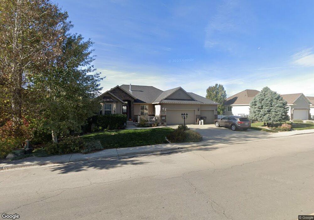 422 S Murdock Dr, Pleasant Grove, UT 84062 - photo 1