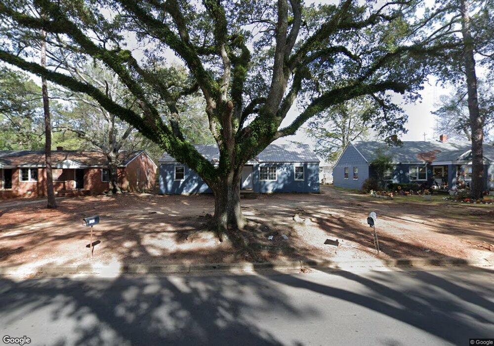 1207 W Highland Ave, Albany, GA 31707 - photo 1