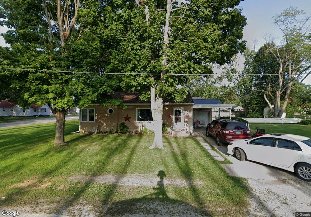 501 S Embarras Ave, Tuscola, IL 61953 - photo 1