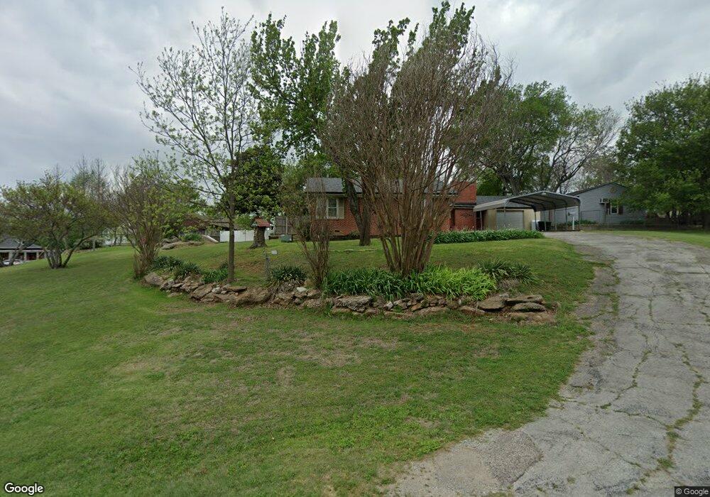 114 E 3rd St, Sulphur, OK 73086 - photo 1