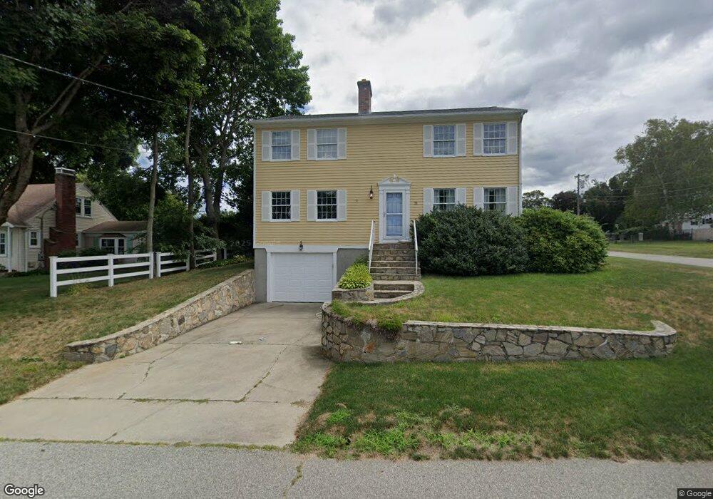 79 Fostmere Ct, Warwick, RI 02889 - photo 1
