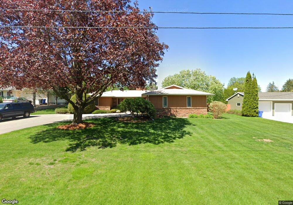 5166 Hill Top Rd, Fitchburg, WI 53711 - photo 1