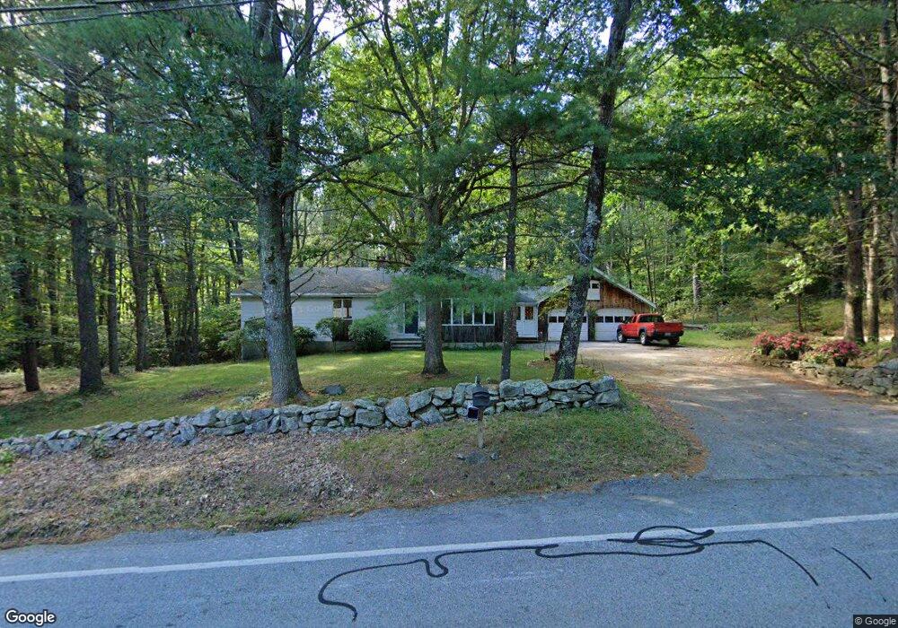 208 Hackett Hill Rd, Hooksett, NH 03106 - photo 1