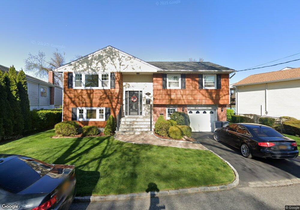 99 Heights Dr, Yonkers, NY 10710 - photo 1