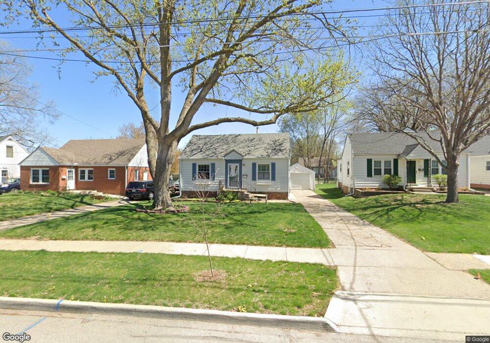 1717 47th St, Des Moines, IA 50310 - photo 1