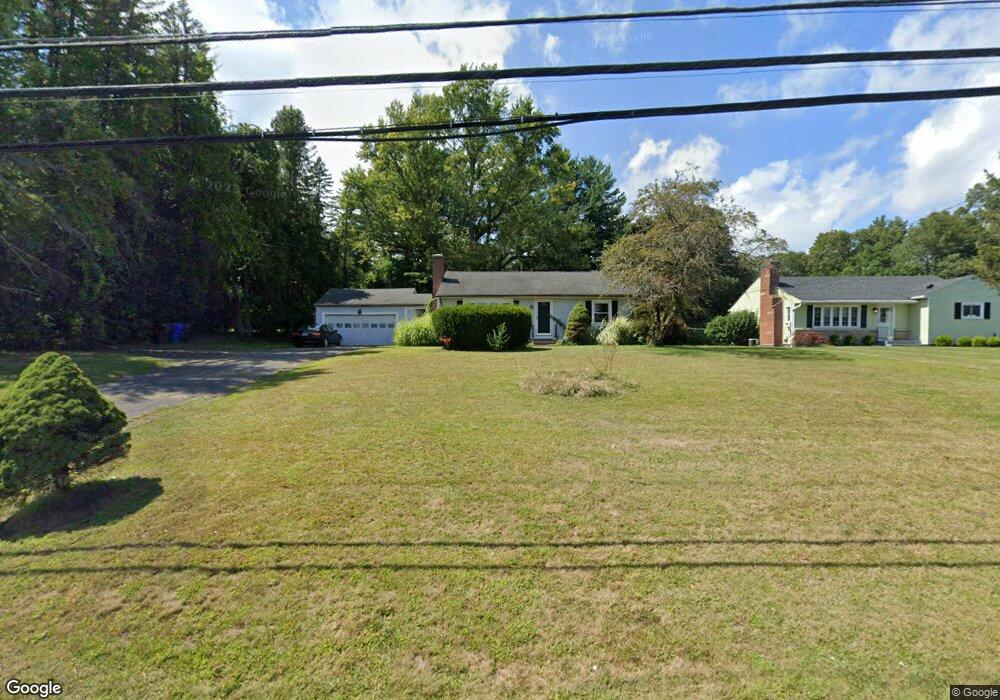 204 Abbe Rd, Enfield, CT 06082 - photo 1