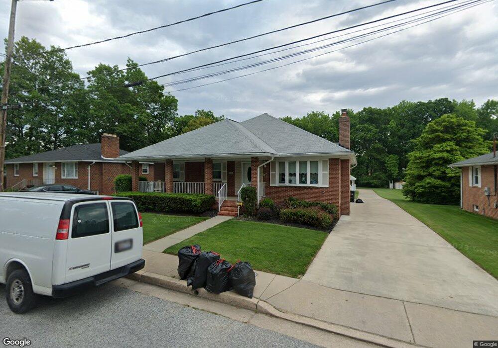 719 Clover Ave, Essex, MD 21221 - photo 1