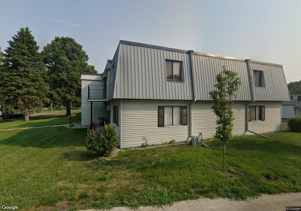 3411 Cherry Ln N unit B15, Fargo, ND 58102 - photo 1