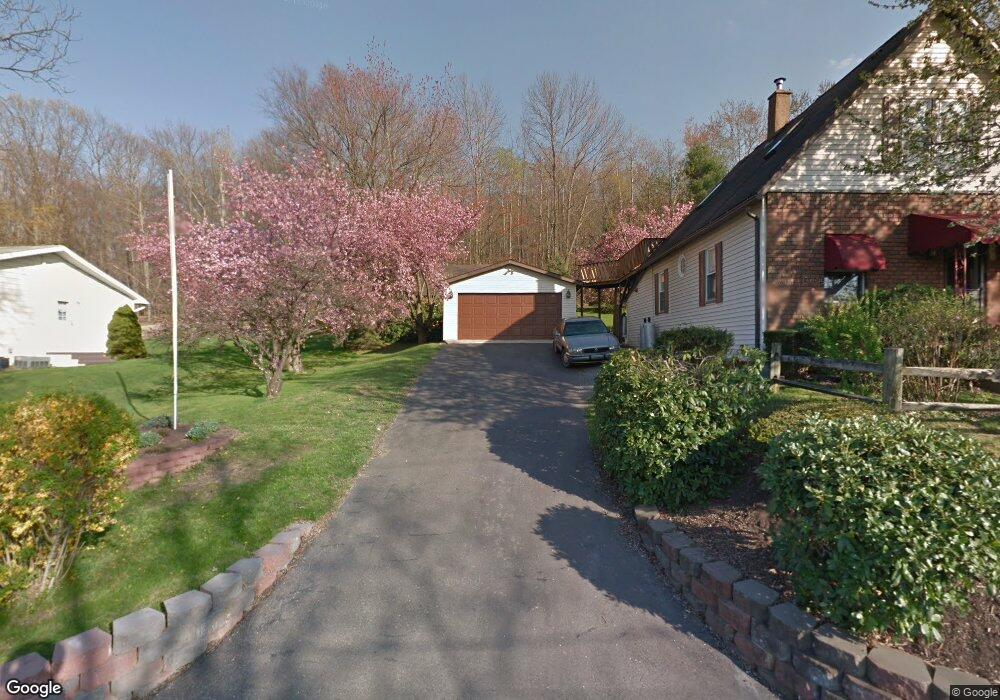 221 Skyline Dr, Shavertown, PA 18708 - photo 1