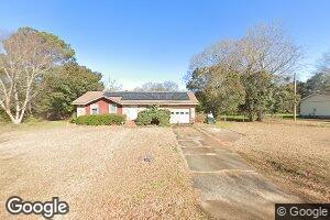 65 Gloria Dr, Wedgefield, SC 29168