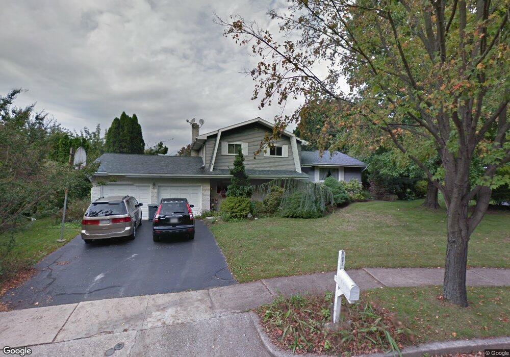 1825 Squire Ct, Reading, PA 19610 - photo 1