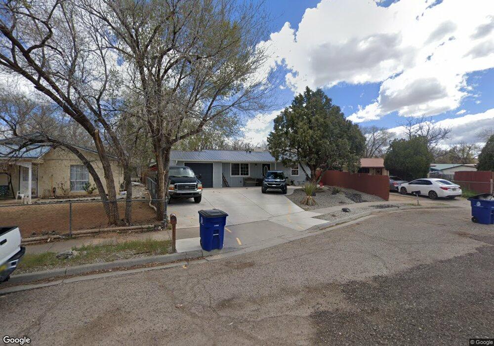 709 Glenwood Ave, Espanola, NM 87532 - photo 1