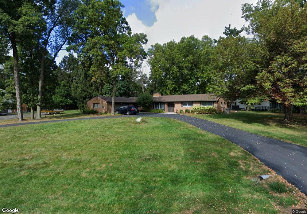 2002 Long Lake Shore Dr, West Bloomfield, MI 48323 - photo 1