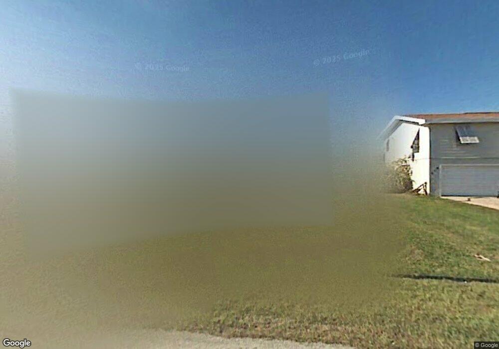 909 Landsdowne Dr, Sebastian, FL 32958 - photo 1