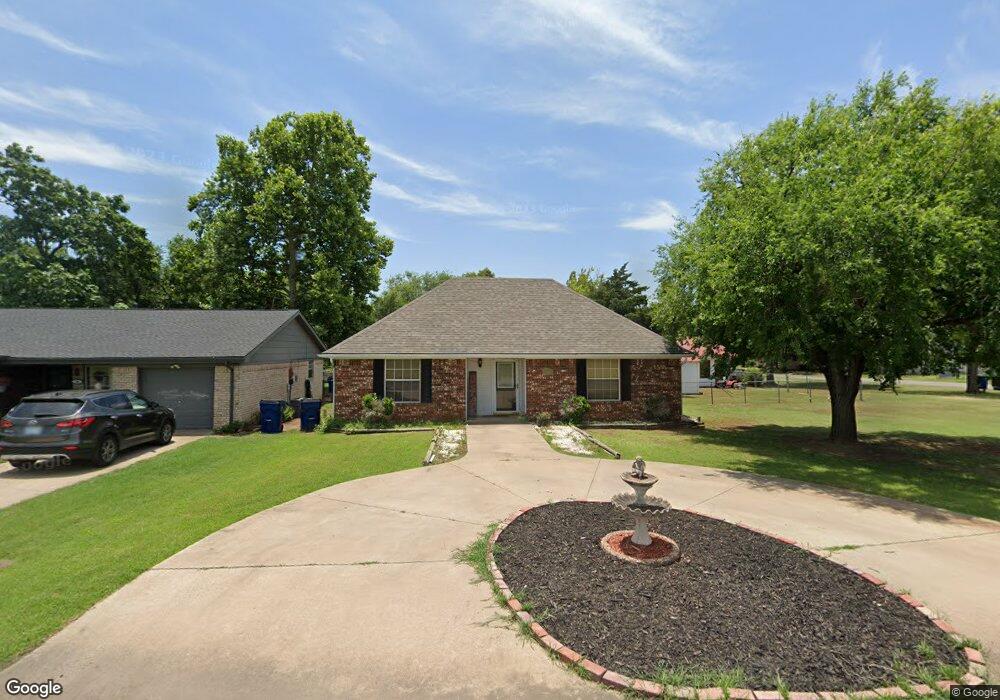 714 W Peach Ave, Duncan, OK 73533 - photo 1