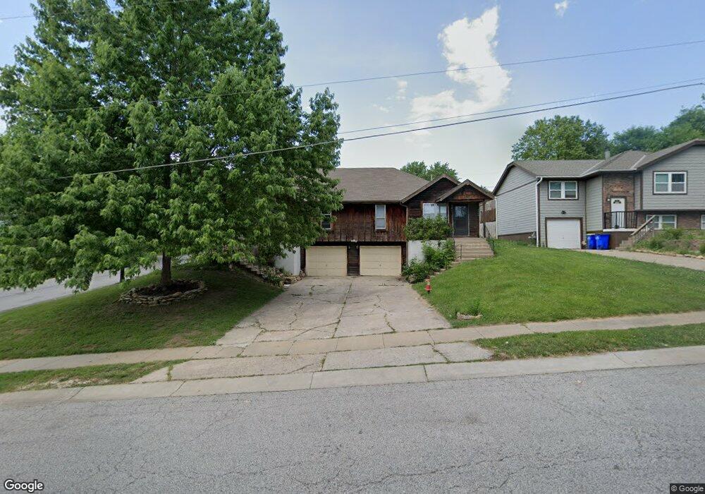 9368 W 49th St, Shawnee, KS 66203 - photo 1