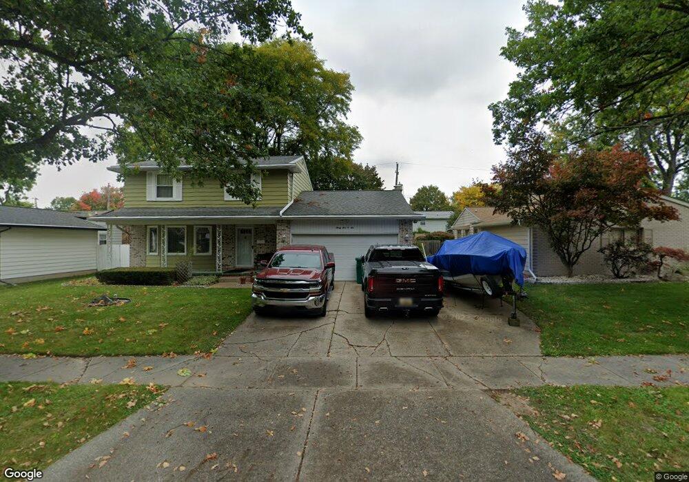 3506 Gingersnap Ln, Lansing, MI 48911 - photo 1