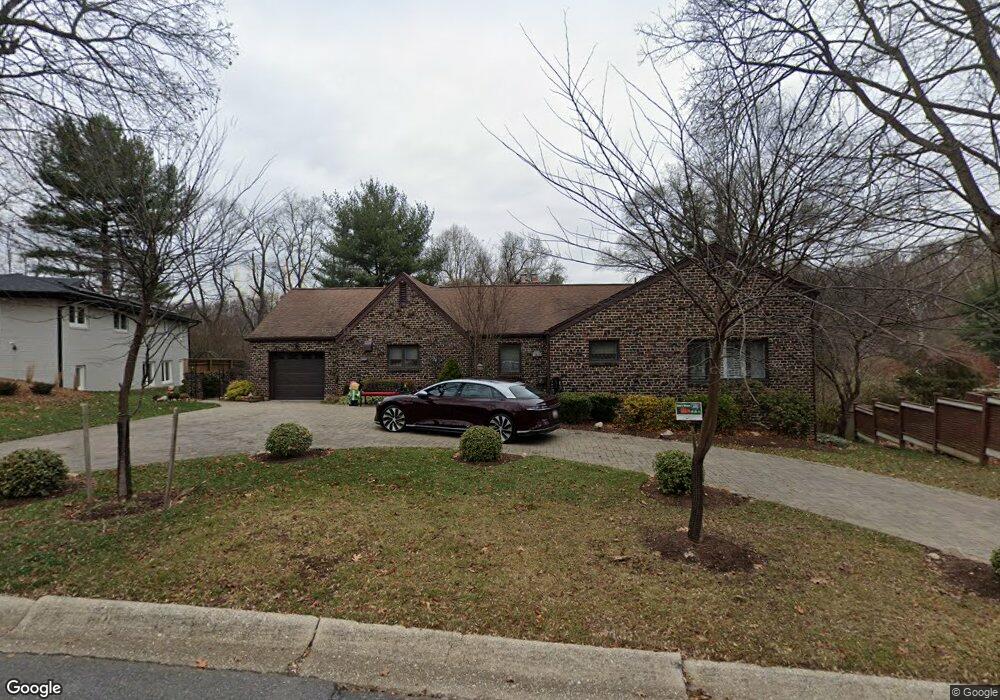 3211 Park View Rd, Chevy Chase, MD 20815 - photo 1