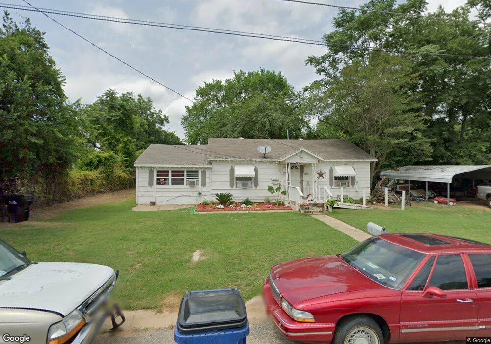 531 W Ford St, Denison, TX 75020 - photo 1