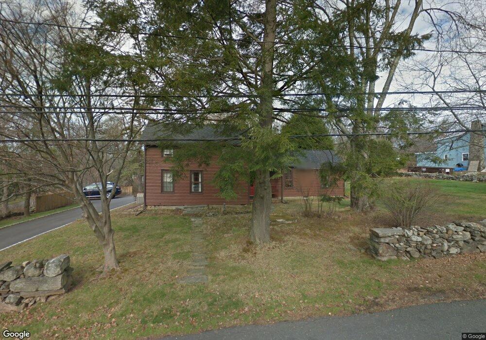 33 Crescent Rd, Westport, CT 06880 - photo 1