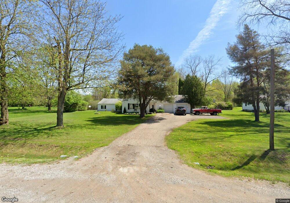 1367 S Seymour Rd, Flint, MI 48532 - photo 1