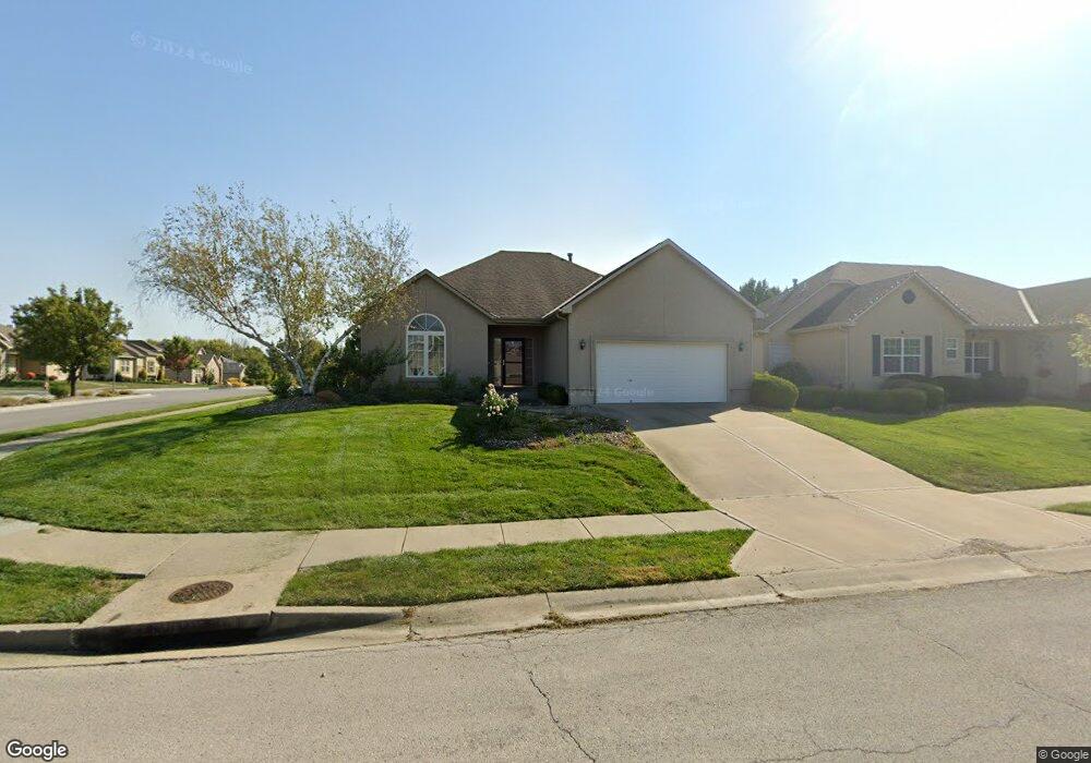 311 Wind Side St, Raymore, MO 64083 - photo 1