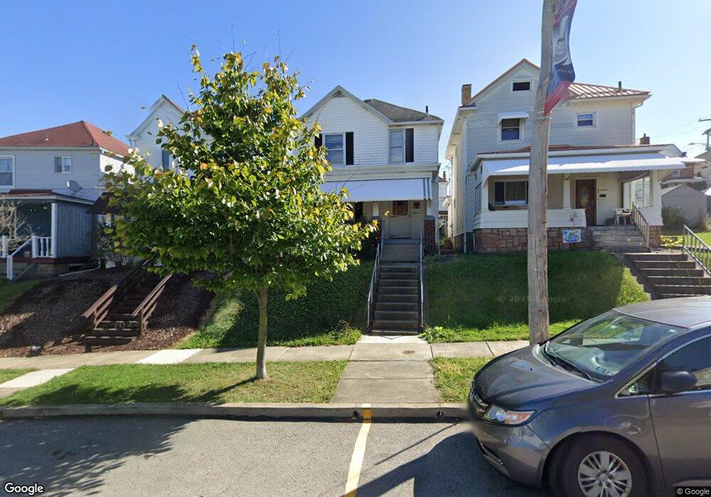 321 Jackson Ave, Vandergrift, PA 15690 - photo 1