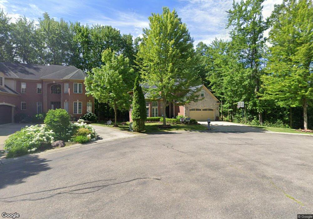 6245 Lynn Ct unit 2, West Bloomfield, MI 48323 - photo 1