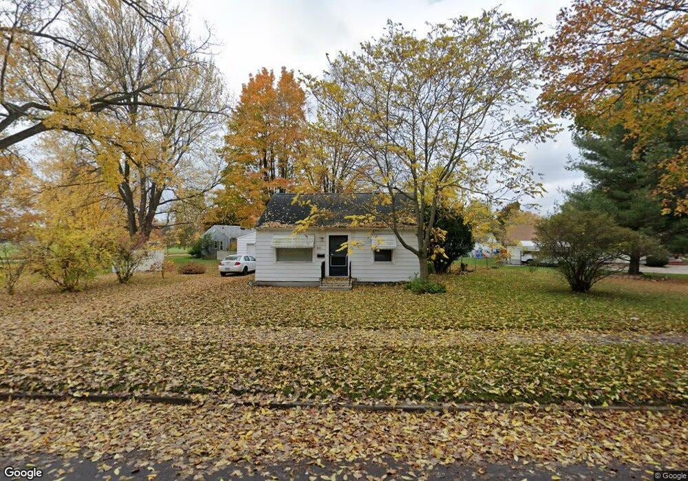 866 Hunter Blvd, Lansing, MI 48910 - photo 1
