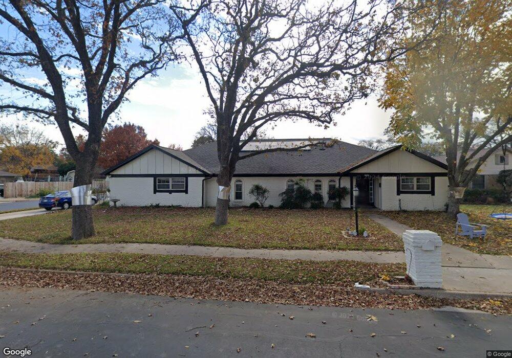 920 Brestol Ct W, Bedford, TX 76021 - photo 1