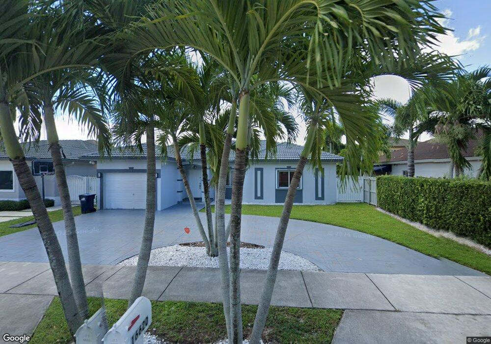 16620 SW 52nd St, Miami, FL 33185 - photo 1