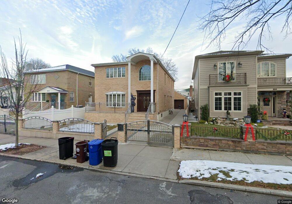 6327 136th St unit 2 FL, Flushing, NY 11367 - photo 1