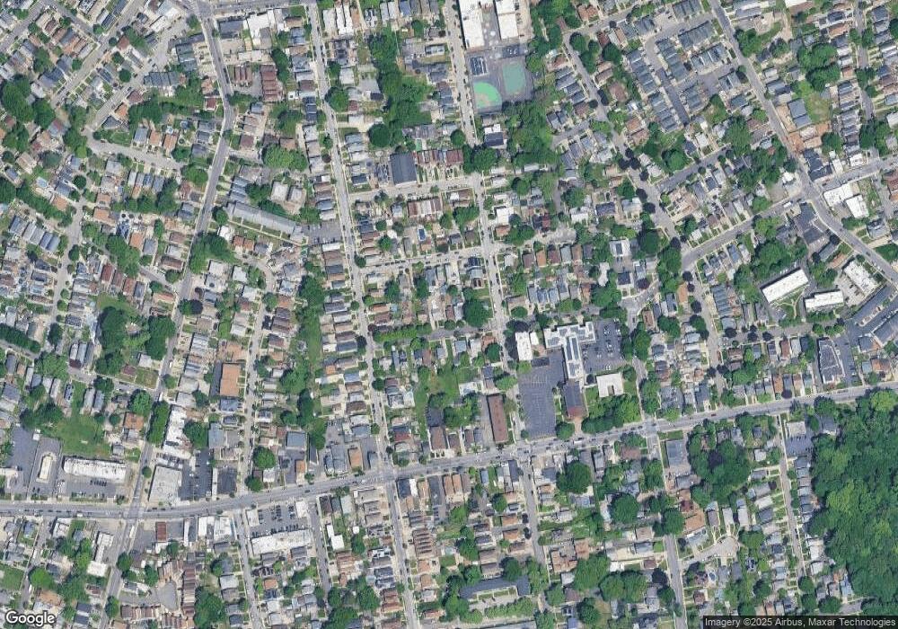 863 Delafield Ave unit Building, Staten Island, NY 10310 - photo 1