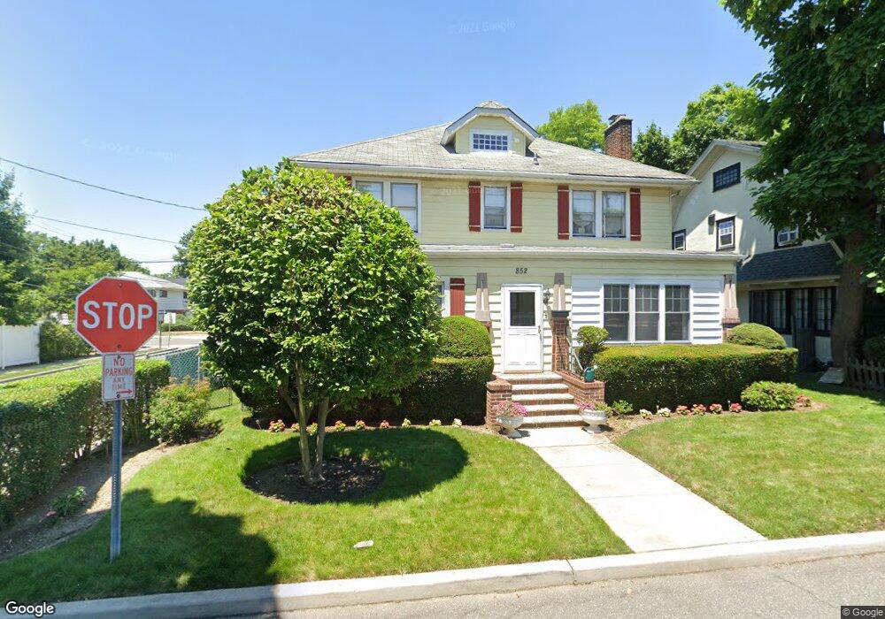 852 Station Place, Woodmere, NY 11598 - photo 1