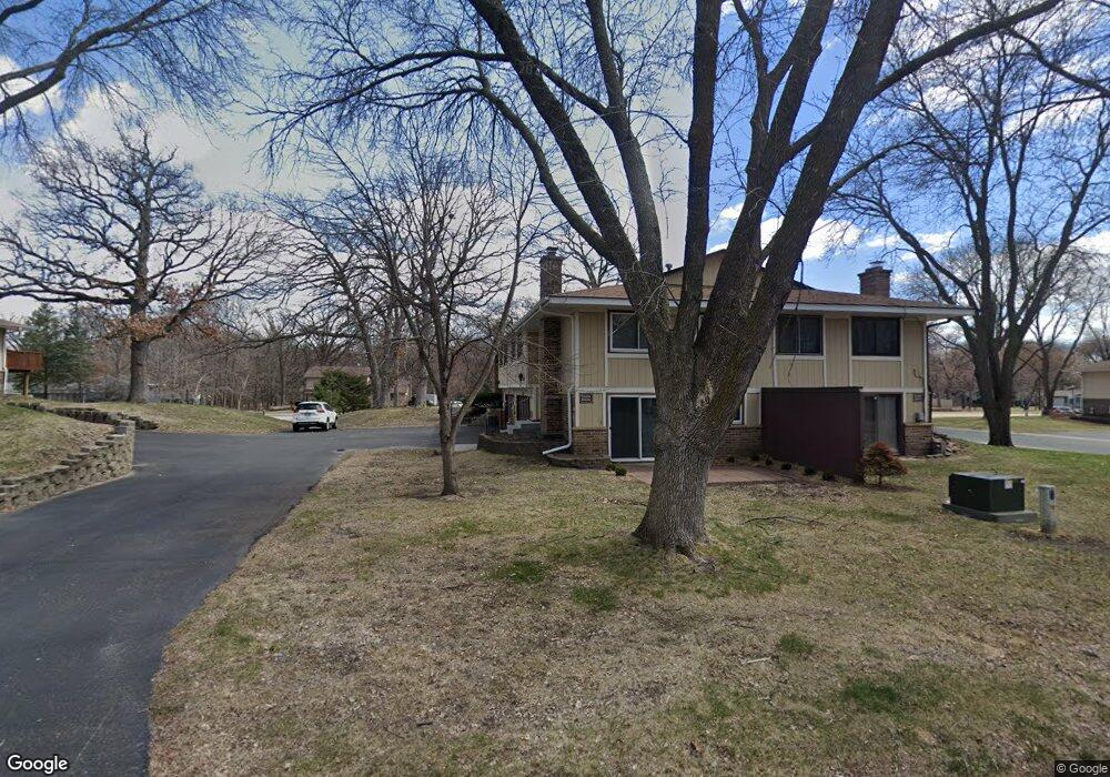 6604 Ives Ln N, Maple Grove, MN 55369 - photo 1