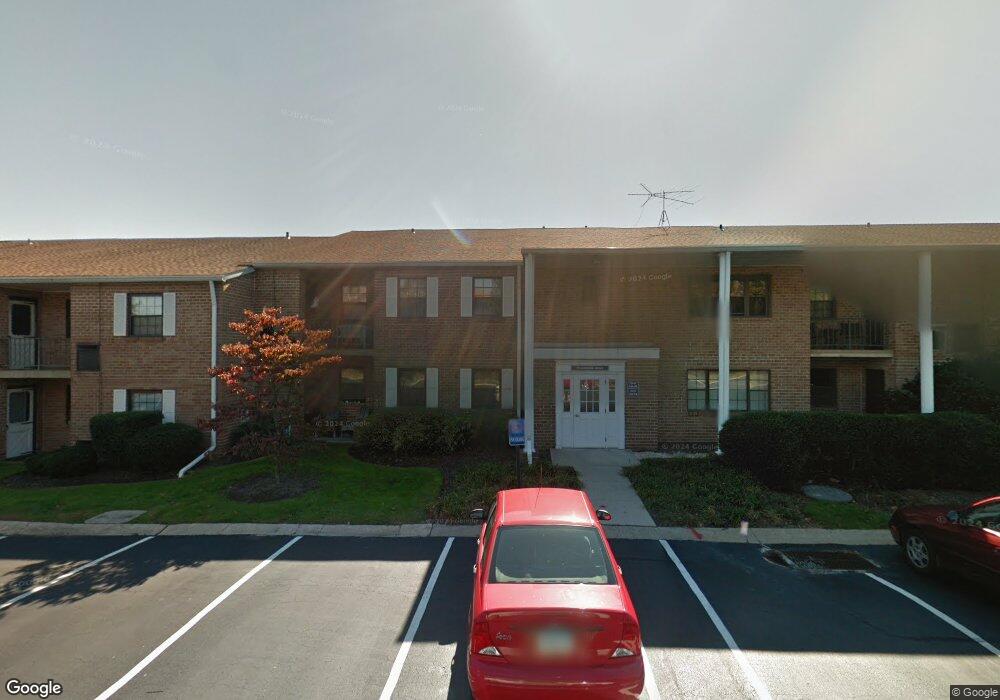 153 Riversedge Dr, Norristown, PA 19403 - photo 1