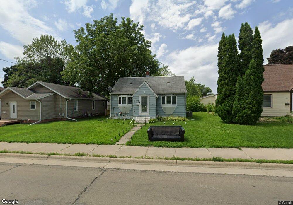 803 Garfield Ave, Albert Lea, MN 56007 - photo 1