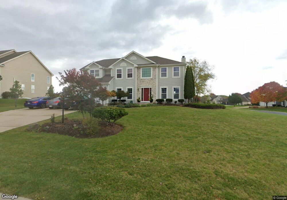 W127N6330 Sumac Ct, Menomonee Falls, WI 53051 - photo 1