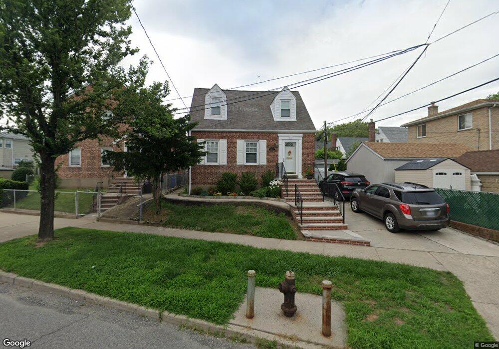 19017 Hollis Court Blvd, Flushing, NY 11358 - photo 1