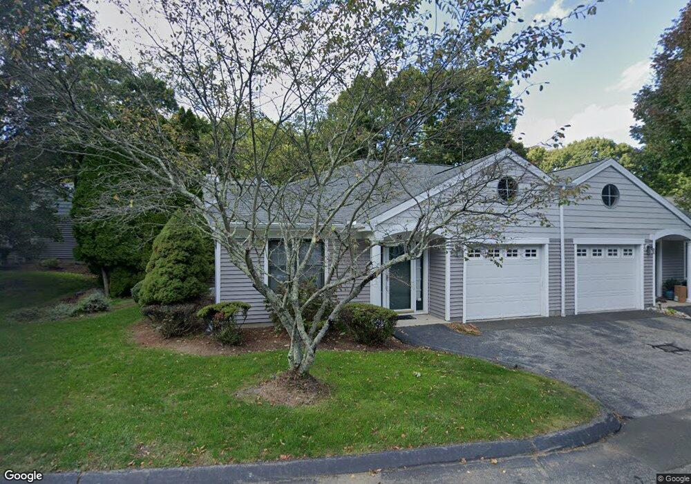 26 Red Cedar Cir, Orange, CT 06477 - photo 1