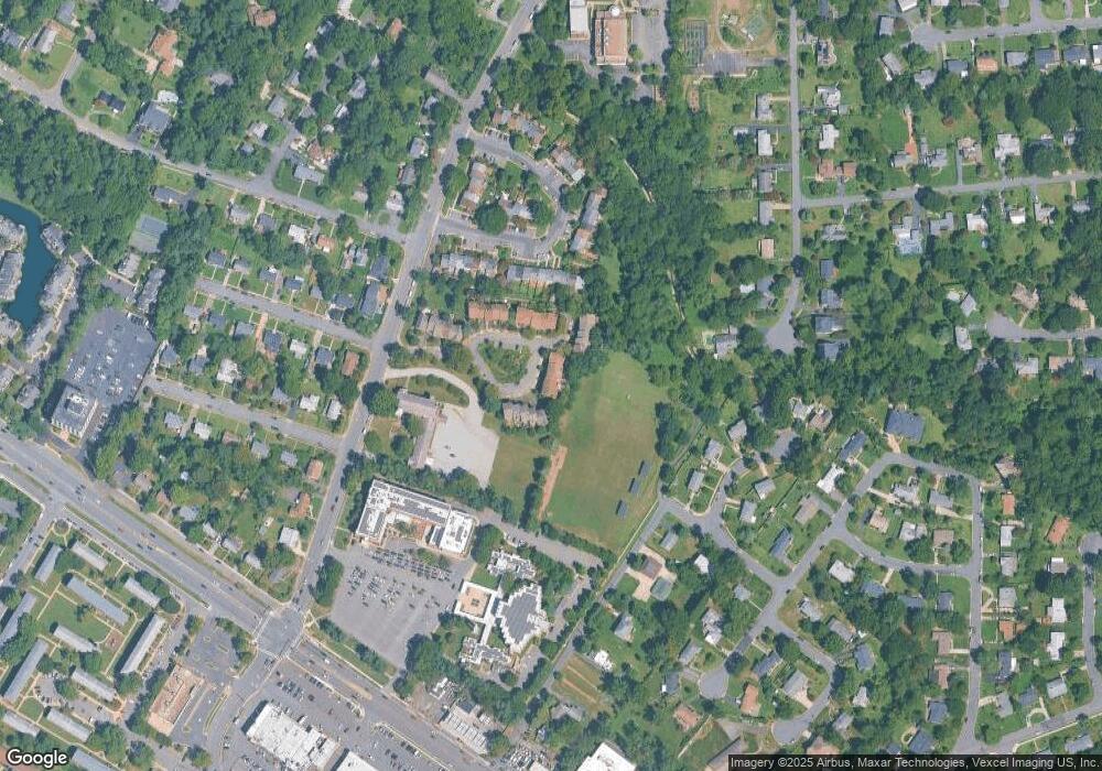 5907 Munson Ct, Falls Church, VA 22041 - photo 1