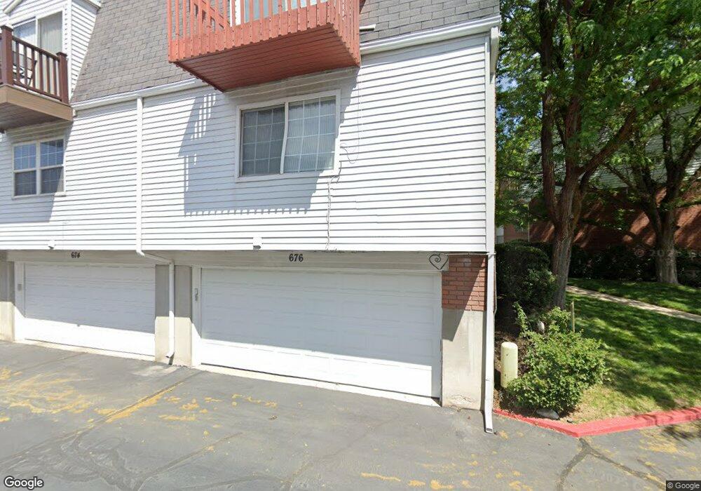 676 Williamsburg Park Cir unit 15, Sandy, UT 84070 - photo 1