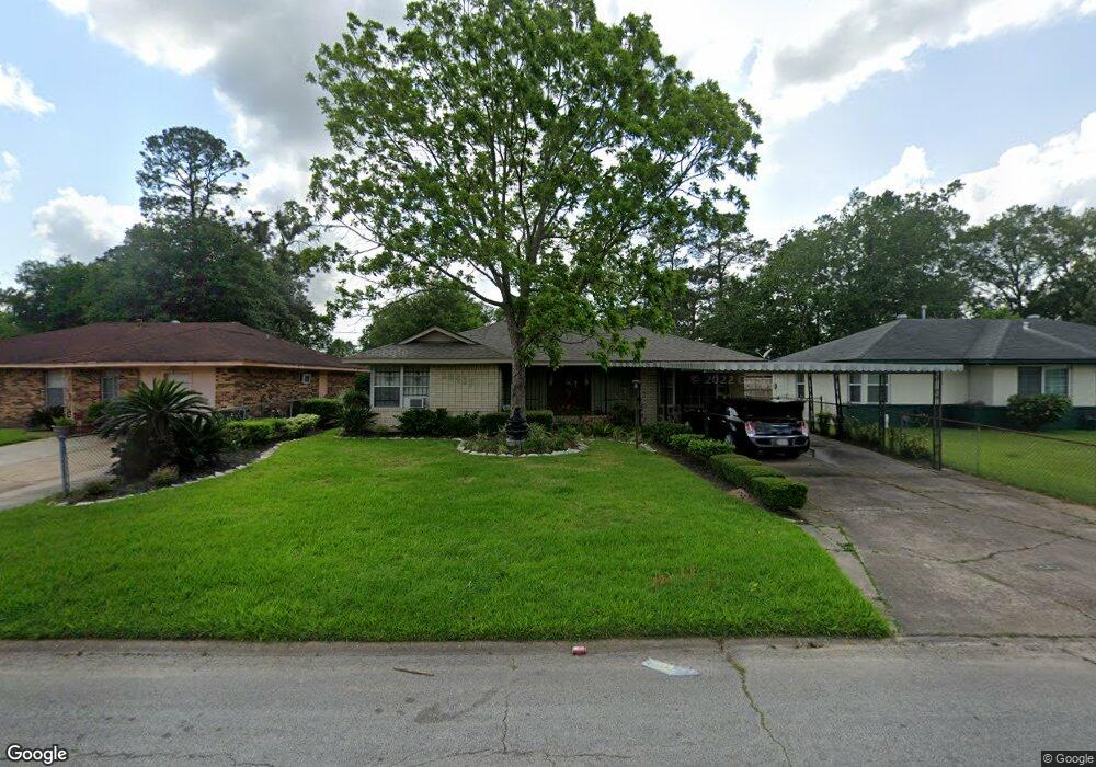 10437 Wolbrook St, Houston, TX 77016 - photo 1
