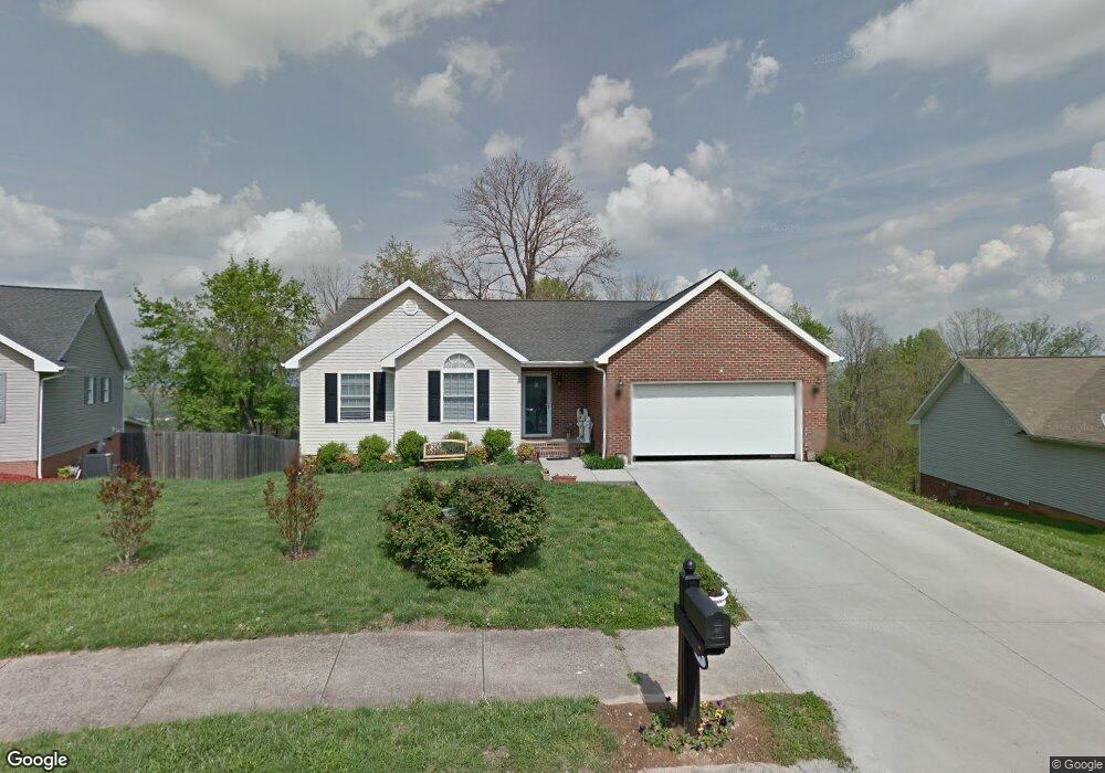 24 Taylor Ridge Ct, Johnson City, TN 37601 - photo 1